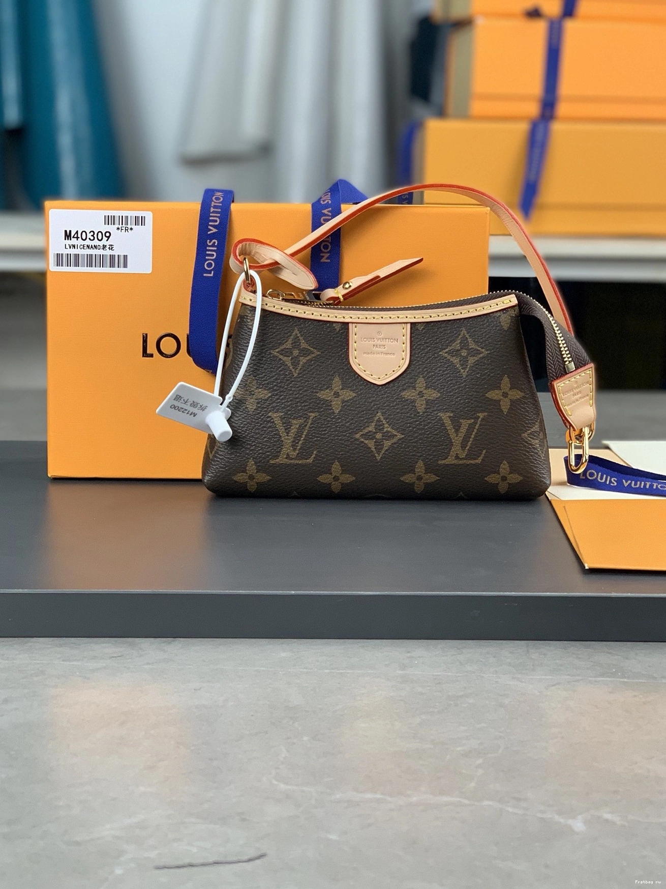 Frstbag ru VUITTON Monogram Mini Delightful LOUIS Pochette Pouch 0713